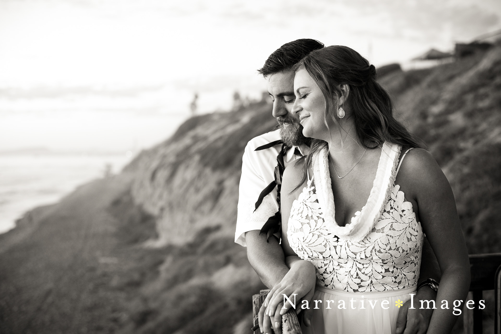 Bride and Groom on the cliffs at Cape Rey Carlsbad